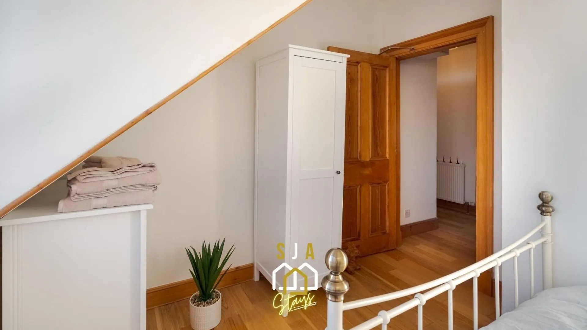 Albyn Retreat - Sja Stays - 1 Bed Apartment Абердин 0*,