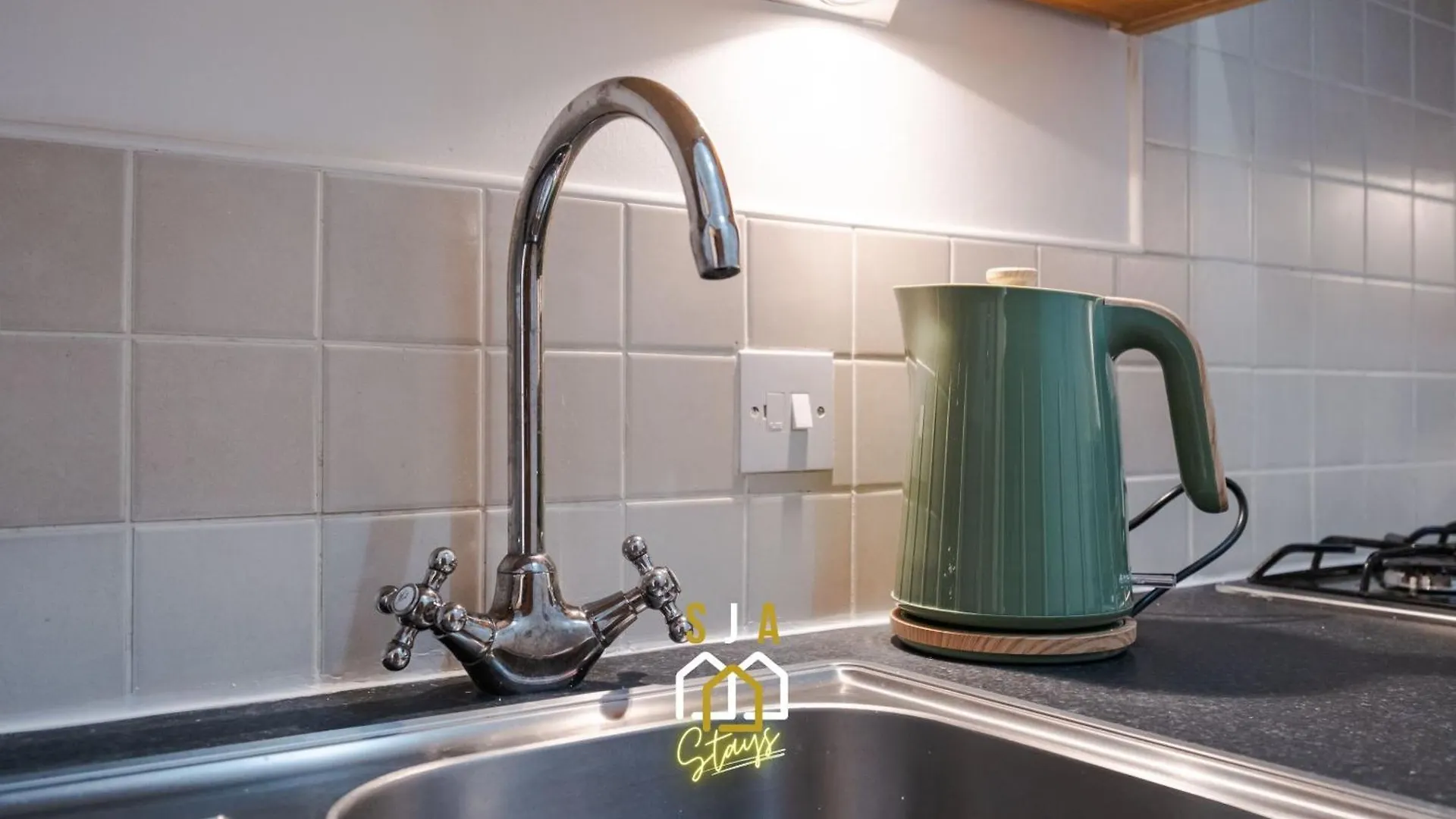 Albyn Retreat - Sja Stays - 1 Bed Apartment Абердин